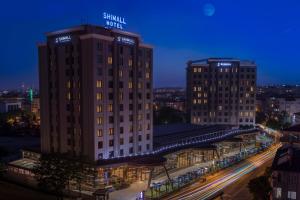Shimall Deluxe Hotel