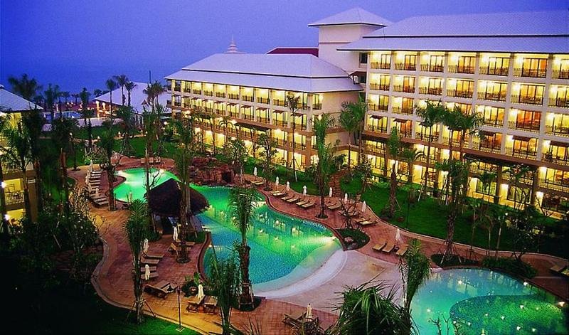 Ravindra Beach Resort And Spa,Jomtien>>Bang Sare,5 star