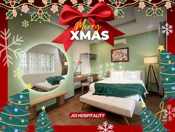 Joi Central Hotel,,2 star