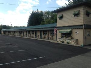 Cadiz Motel,,2.5 star