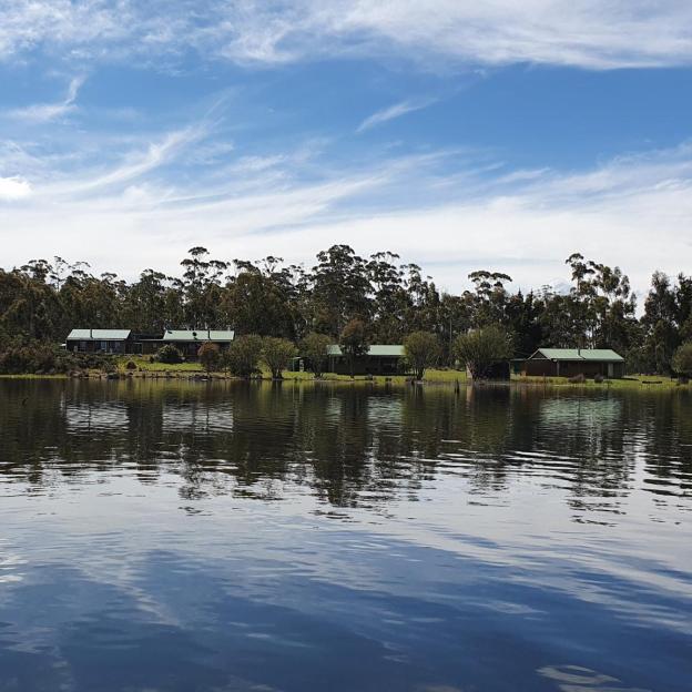 Lake Yalleena Nature Retreat,,4 star