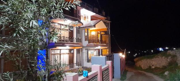 Hotel Blue Pine,Kullu>>Keylong,3 star