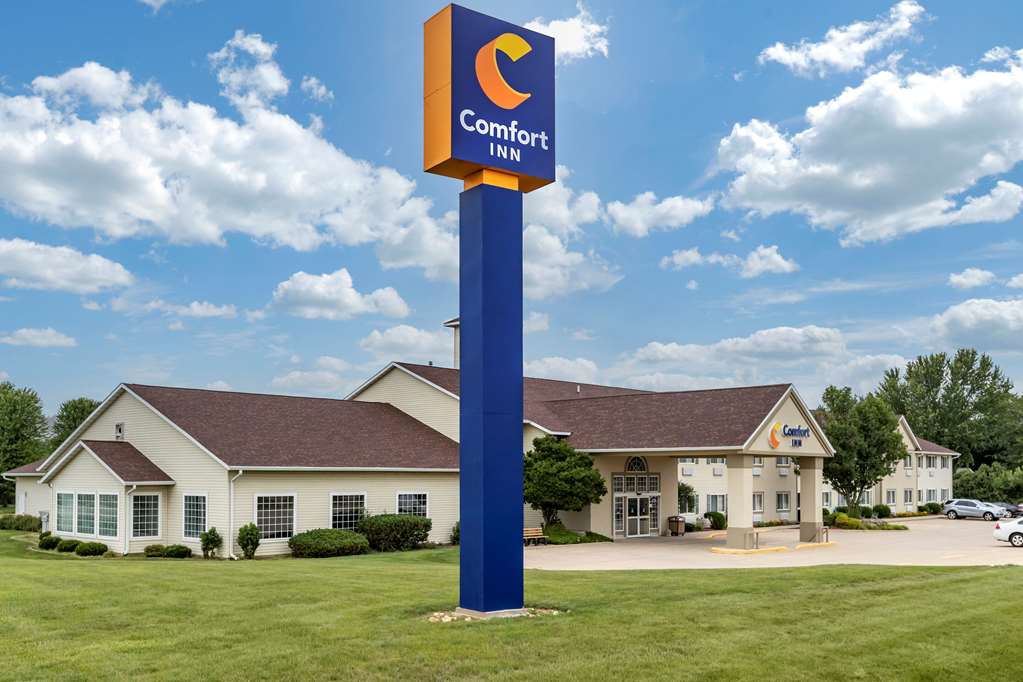 comfort inn dyersville near field of dreams