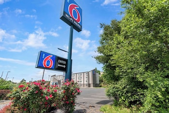 motel 6 york pa north