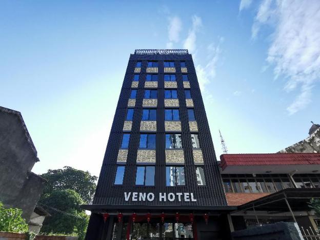 Veno Hotel,9 Jalan Zainal Abidin,3 star
