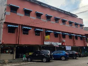 reddoorz near nagoya citywalk batam 4