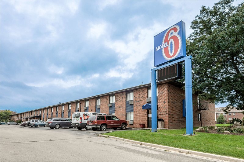 Motel 6 Oak Creek, Wi,Franklin>>Fairfield,2 star