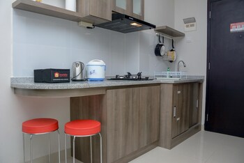 Homey And Cozy Living 1Br Apartment At Atlanta Residences,,0 star