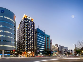 Apahotel Hakatagionekimae,,3 star