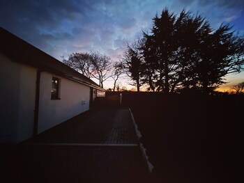 oak cottage