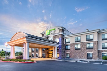 Holiday Inn Express And Suites Colorado Springs Fi,El Paso County>>Colorado Springs,3 star