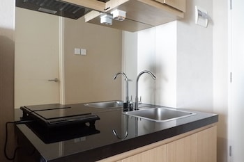 Restful Studio Apartment At Orchard Supermall Mansion,Orchard 6Lt #12 Jl. Raya Lontar,0 star