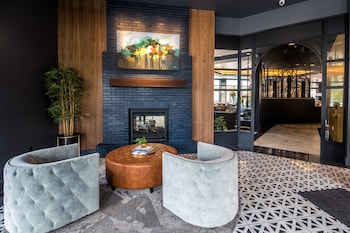 Hotel Versailles,,2.5 star