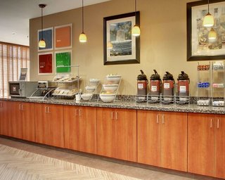 comfort suites airport