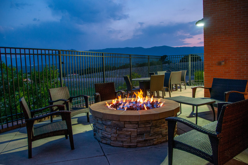 fairfield inn and suites colorado springs n air force academy