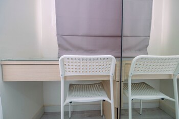 Graceful Studio Room At Podomoro Golf View Apartment By Travelio,,0 star