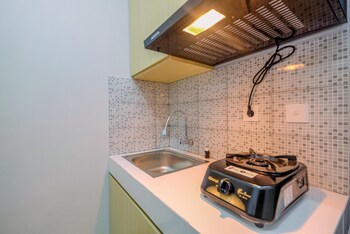 nice and elegant 1br at royal heights apartment