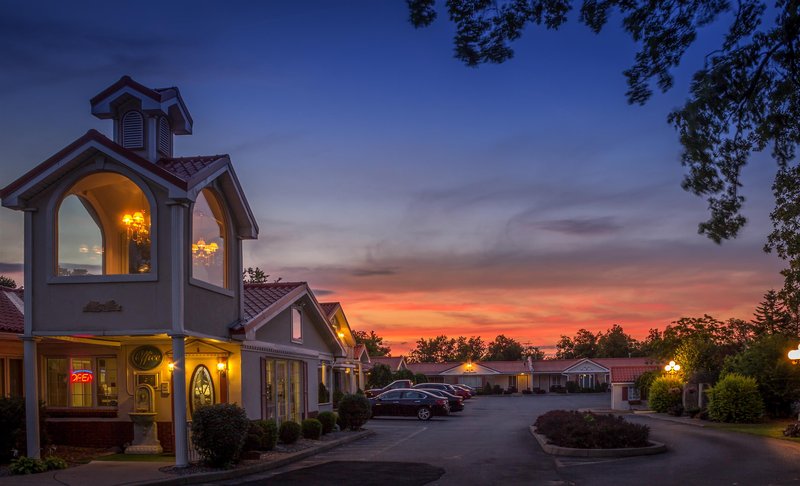 Village Haven Inn,Near Samuelâ€™S Grande Manor,2.5 star