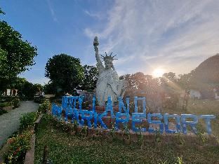 Libertyland Waterpark Resort By Cocotel,,2.5 star