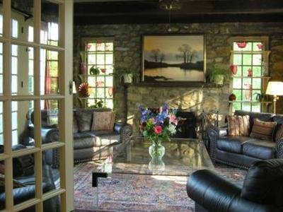 Chimney Hill Estate Inn