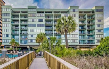 2br ocean view condo w private balcony