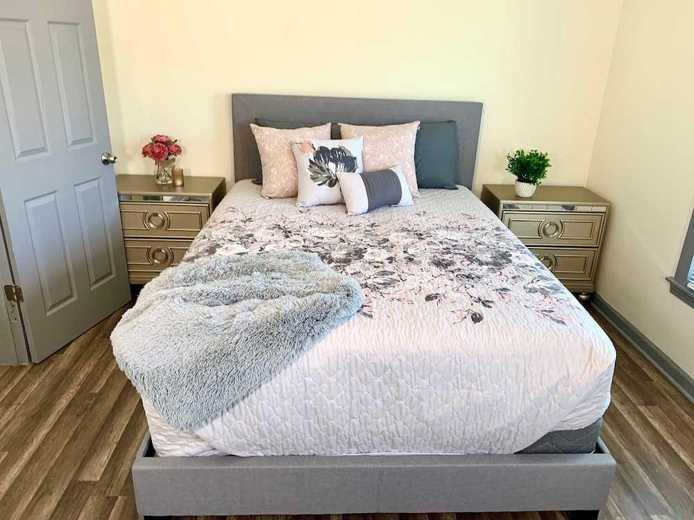 the horseshoe falls villa 6br free parking minutes from falls and casino