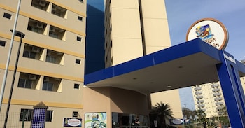 Golden Dolphin Express Oficial,,3 star