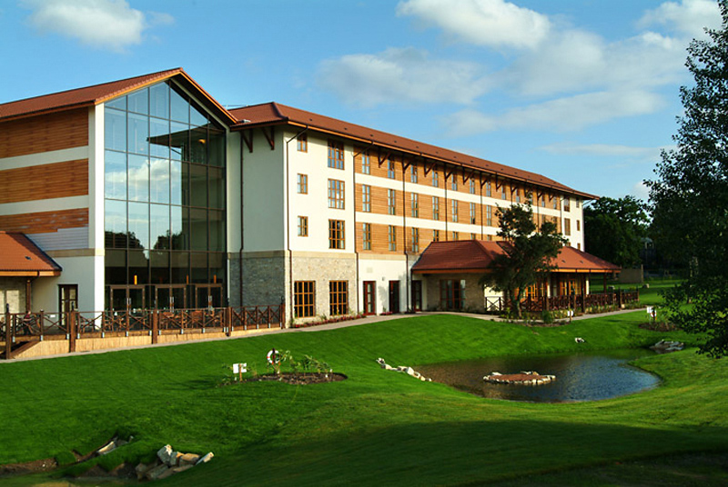 Chessington Safari Hotel,Croydon>>Chessington,4 star