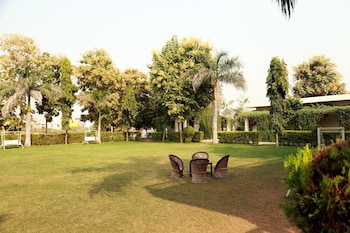 The Bagh Garh,Dhingla Jatwara Khurd,3 star