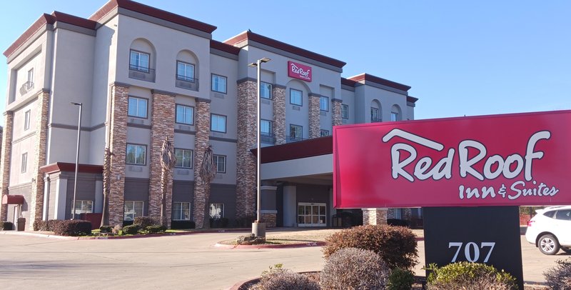 Red Roof Inn & Suites Longview