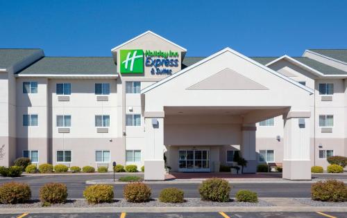 Holiday Inn Express And Suites Stevens Point By Ihg,Portage County>>Portage,3 star