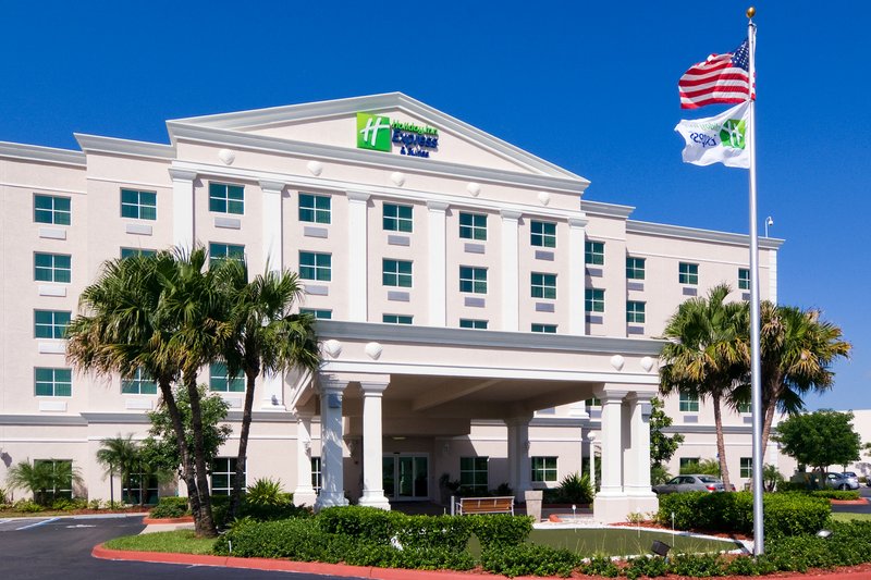 holiday inn express and suites kendall by ihg