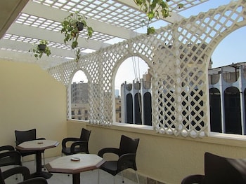 cairo moon hotel hostel