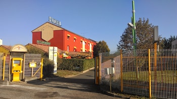 Initial By Balladins Lyon Villefranche-Sur-Saone,Meyzieu>>Lyon,2 star