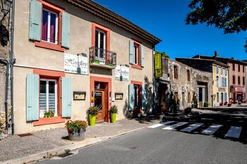 Hostellerie Des Corbieres,Lagrasse>>Carcassonne,3 star
