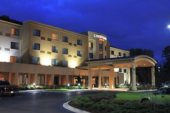 courtyard marriott vicksburg