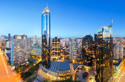 Embarc Vancouver,In Vancouver (West End),4 star