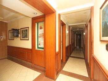 nirulas hotel