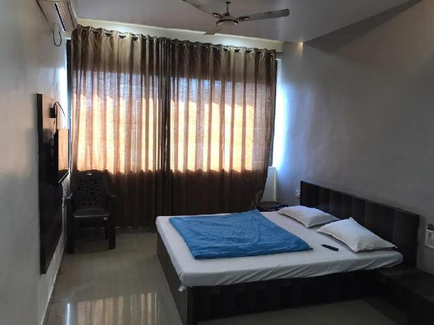Mahalaxmi Deluxe Lodging, Near Kolhapur Train Station, Kolhapur ,3 star