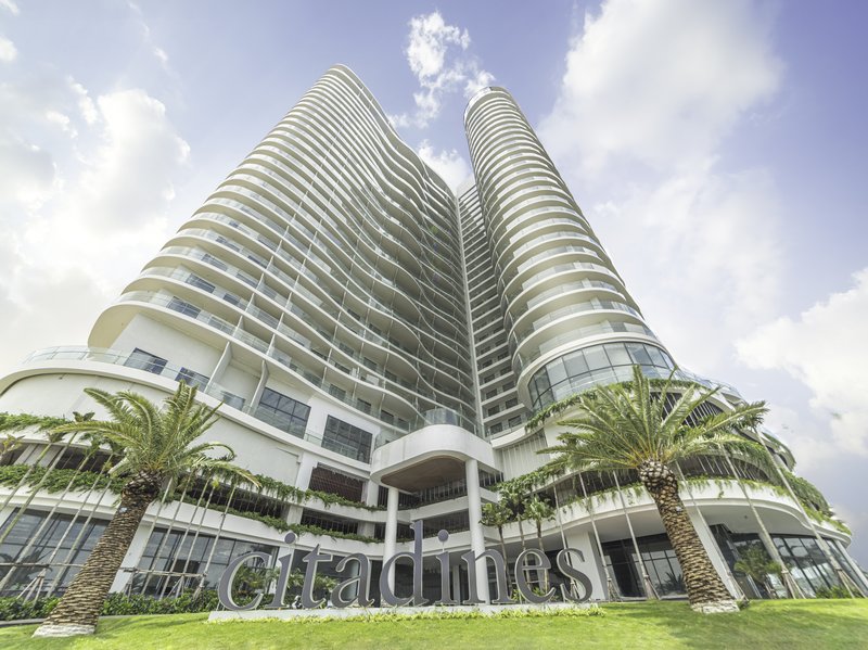 citadines marina halong