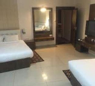 Touchwood Resort Indore,,3 star