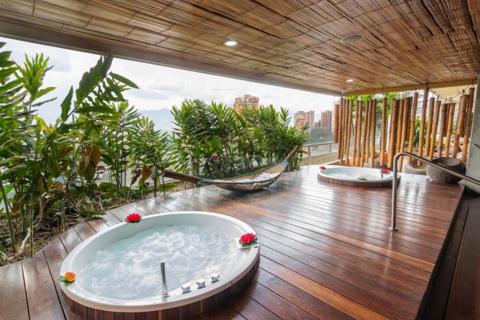 Diez Hotel Categoria Colombia,Medellin>>El Poblado,4 star