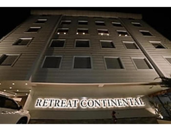 Retreat Continental,Main Road, Ranchi ,3 star