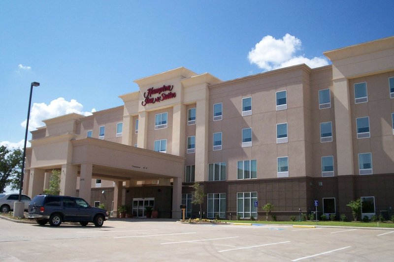 Hampton Inn & Suites Denison,Denison>>Dallas,2.5 star