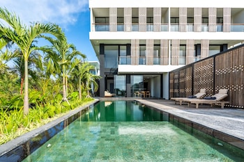 balangan beach villa freya