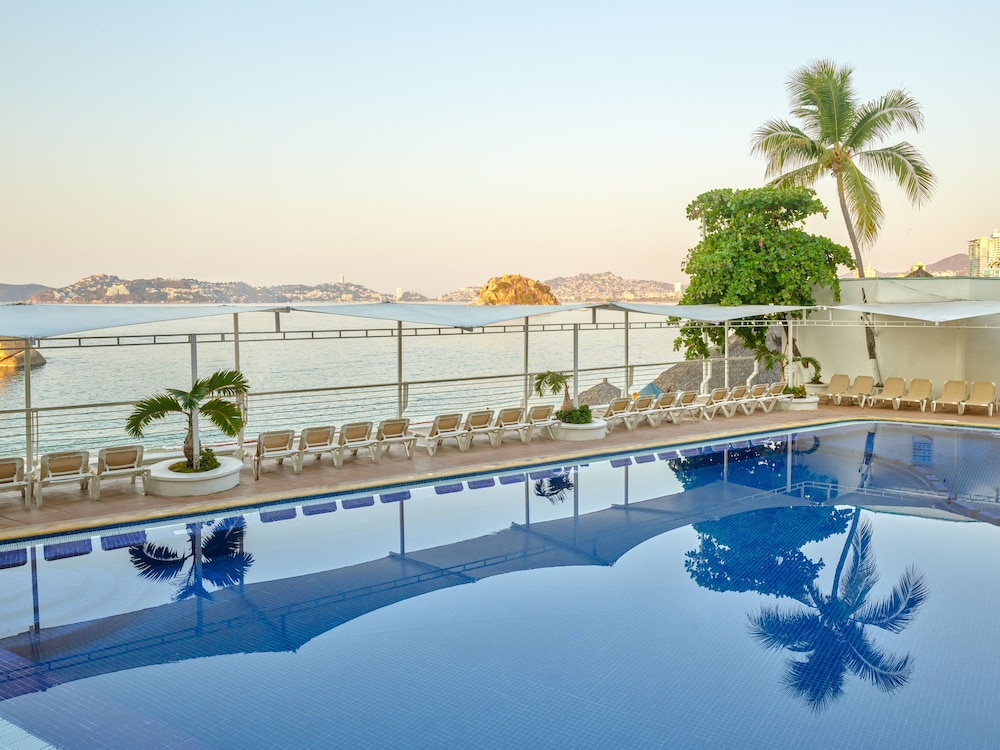 acapulco vacation club at fiesta americana