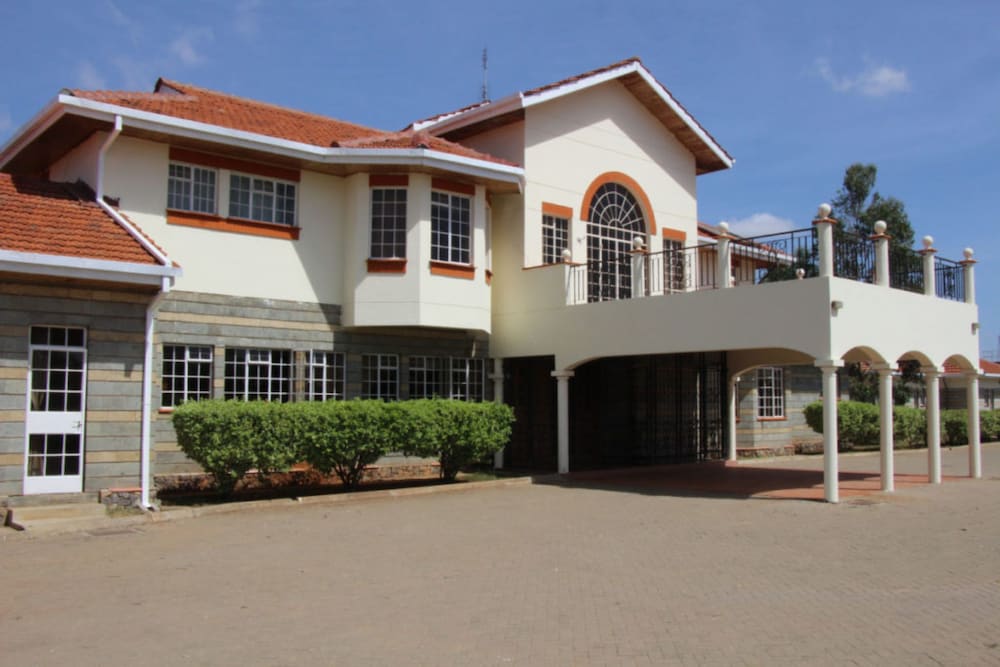 Kusyombunguo Hotel Lukenya,,4 star