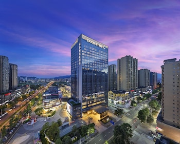 doubletree by hilton yaan