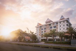 Vakara Hotel Kep,,4 star