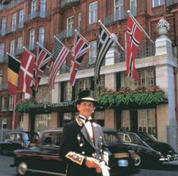 Claridges,Old Malden>>London,5 star